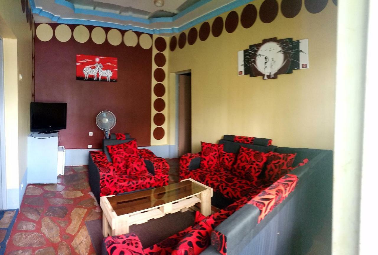 Saint Blaise Hotel Gatumba Buitenkant foto
